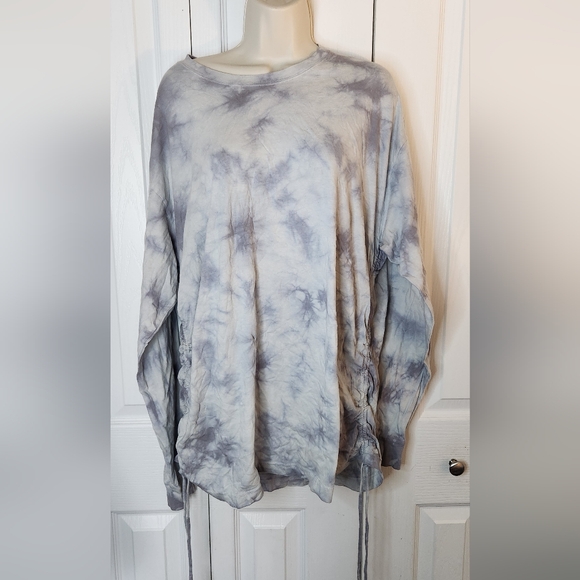 Victoria's Secret Tops - NWT XL Victorias Secret Pink Gray White Tie-Dye Long Sleeve Top
